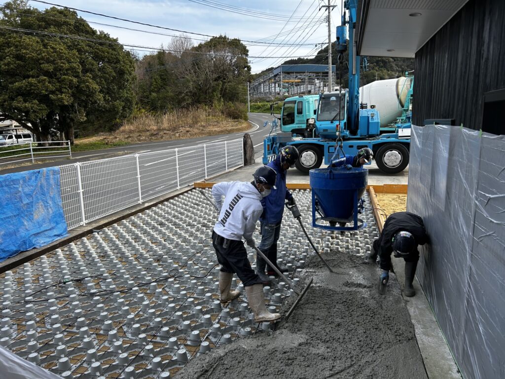 維風工業のドットコン施工